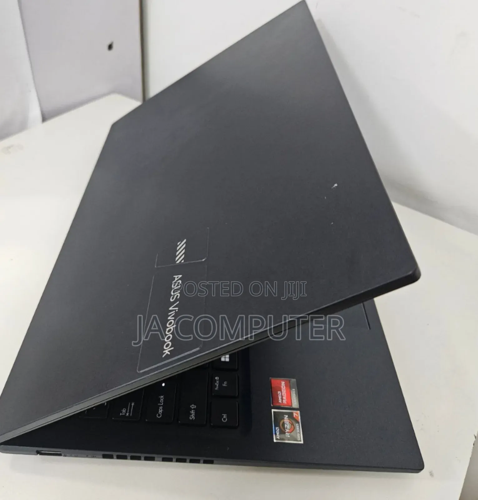 New Laptop Asus VivoBook 15 X505BA 16GB AMD Ryzen 7 SSD 512GB