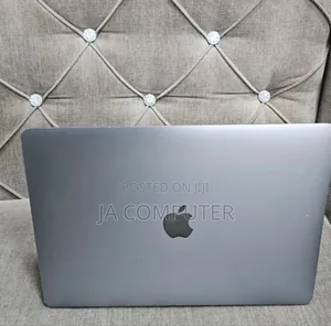 New Laptop Apple MacBook Pro 2017 16GB Apple M1 SSD 256GB