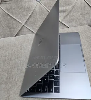 New Laptop Apple MacBook Pro 2017 16GB Apple M1 SSD 256GB