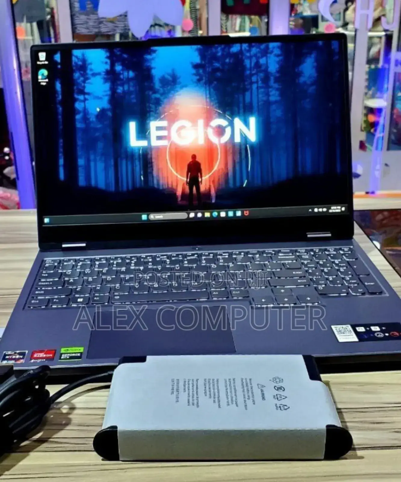 New Laptop Lenovo Legion 5 16GB AMD Ryzen 7 SSD 1T