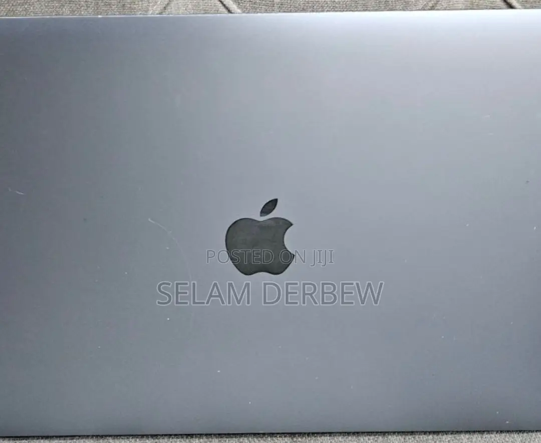 New Laptop Apple MacBook Pro 2017 16GB Intel Core I5 SSD 256GB