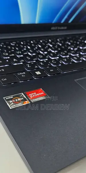 New Laptop Asus VivoBook 15 X505BA 16GB AMD Ryzen 7 SSD 512GB