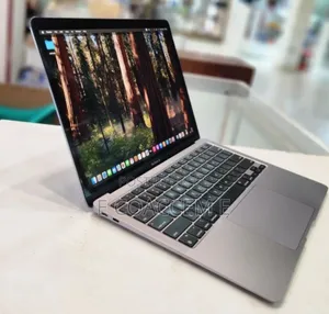 New Laptop Apple MacBook 16GB Apple M1 SSD 256GB