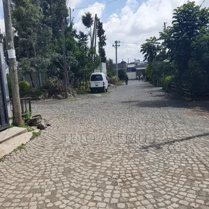 የሚሸጥ ኤል ሸፕ ጎሮ አደባባይ 210 ካሬ ገራሚ ቦታ 24 ሚሊዮን ብር ኮሪደር ያለቀለት