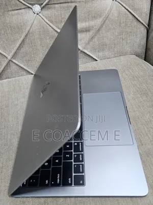 New Laptop Apple MacBook 16GB Intel Core I5 SSD 256GB