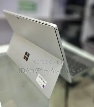 Photo - New Laptop Microsoft Surface Pro 7 8GB Intel Core I5 SSD 128GB
