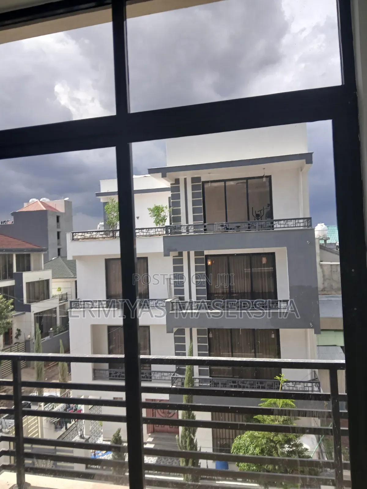Furnished 3bdrm Apartment in Bole for sale