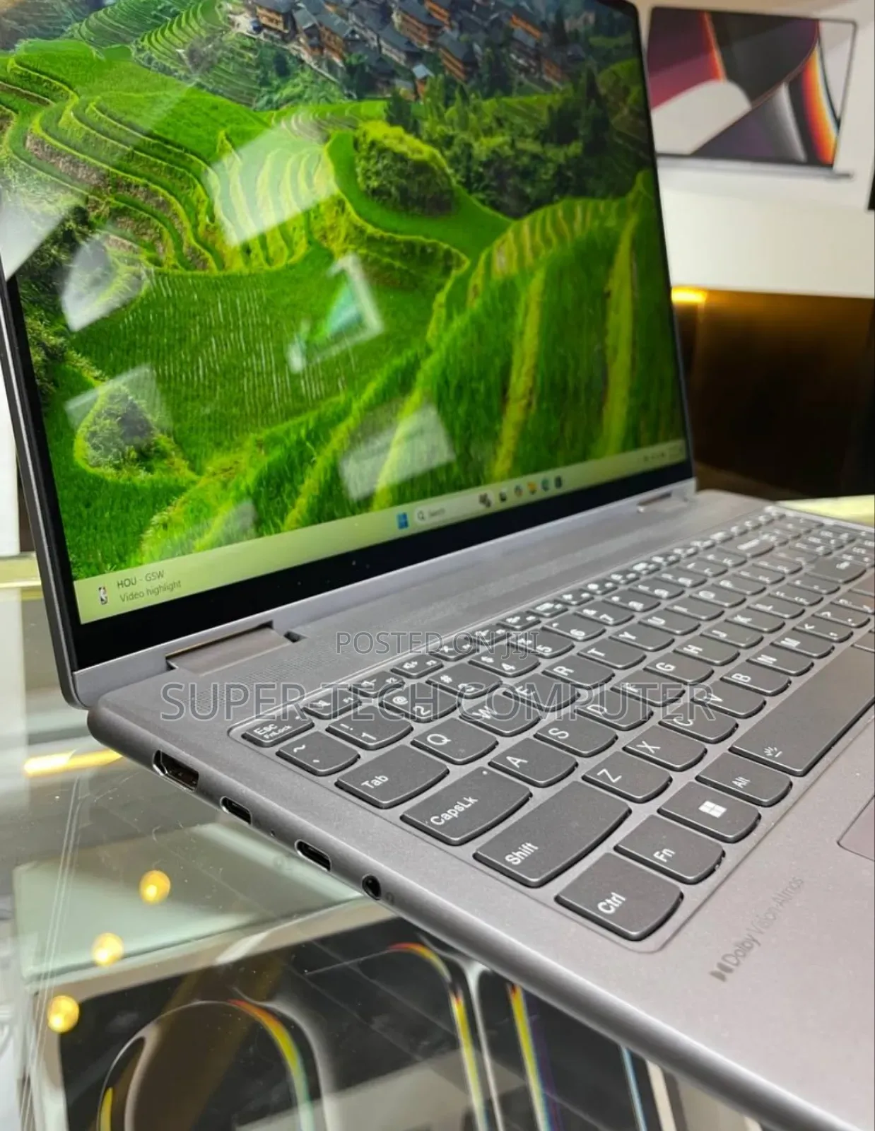 New Laptop Lenovo Yoga 910 8GB AMD Ryzen 5 SSD 512GB