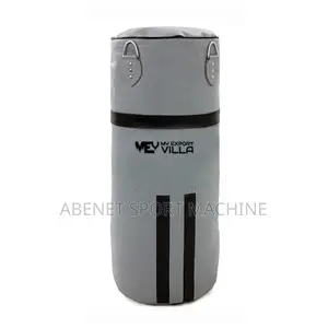 Photo - ዘመናዊ የአዉሮጳ ስታንዳርድ Reebok Punching Bag