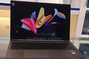 Photo - New Laptop HP ZBook Firefly G8 16GB Intel Core I7 SSD 1T