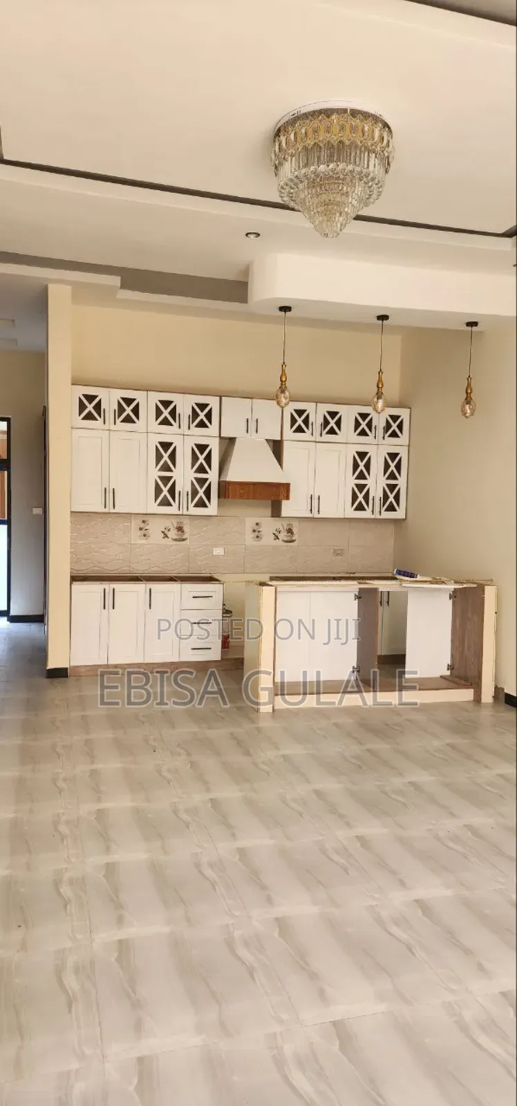 Furnished 6bdrm Apartment in Yeka for sale