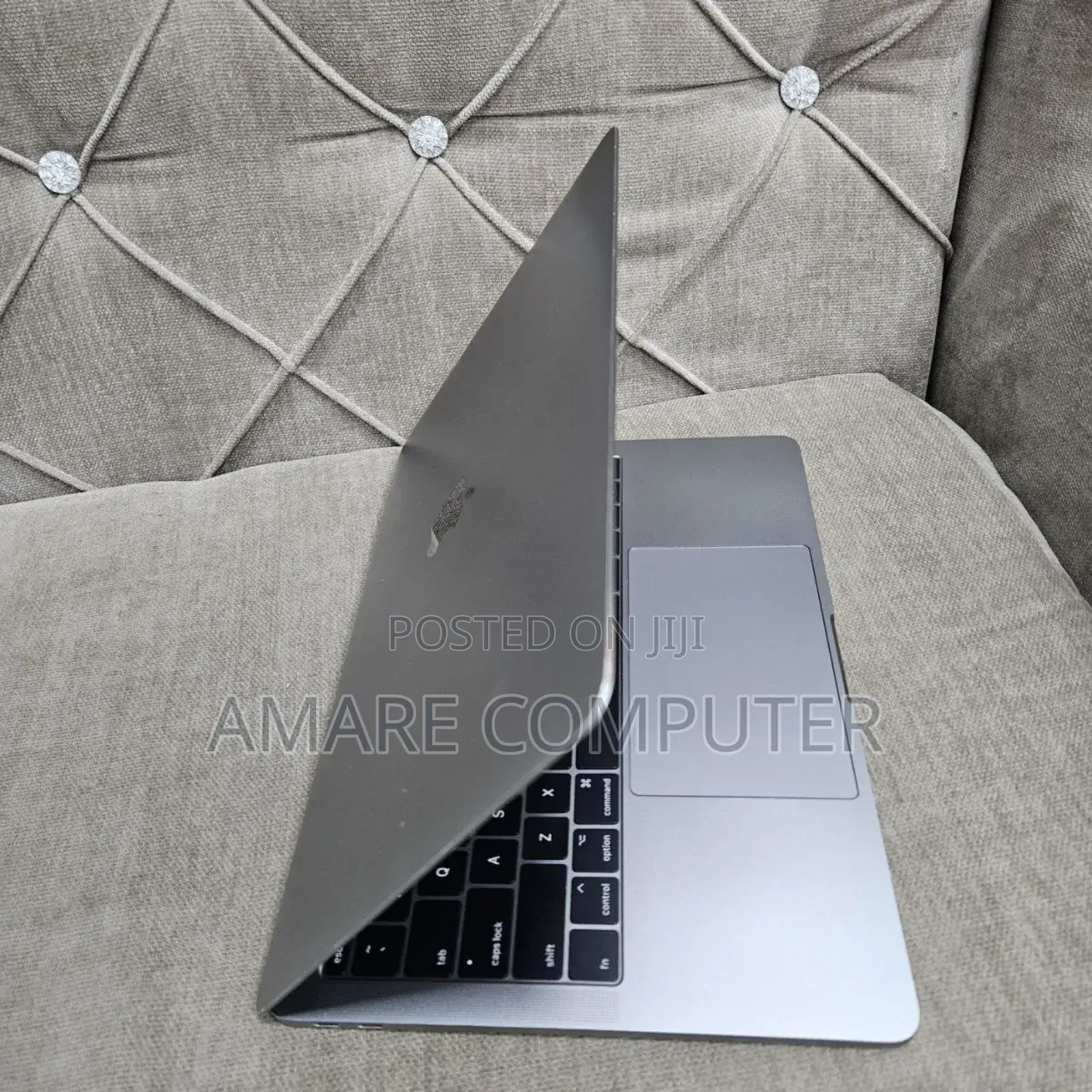 New Laptop Apple MacBook Pro 2017 16GB Intel Core I5 SSD 256GB