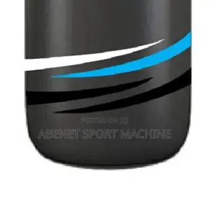 Photo - በቤቶ ስፖርት የሚሰሩበት ዘመናዊ የአዉሮጳዉያን ስታንዳርድ Reebok Punching Bag