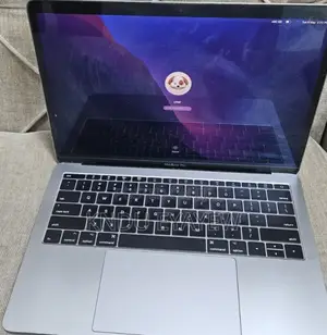 Photo - New Laptop Apple MacBook Pro 2017 16GB Intel Core I5 SSD 256GB