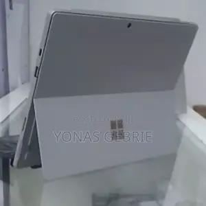 Photo - New Laptop Microsoft Surface Pro 7 8GB Intel Core I7 SSD 128GB