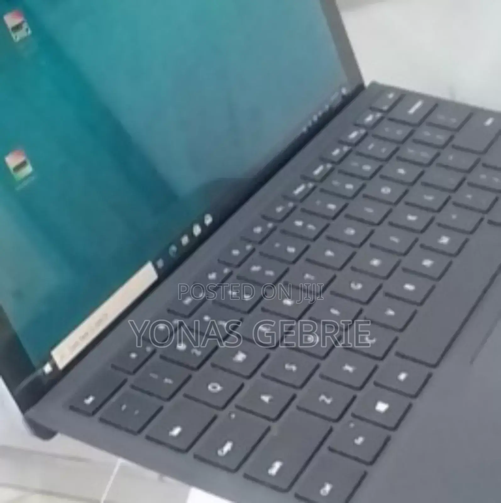 New Laptop Microsoft Surface Pro 7 8GB Intel Core I7 SSD 128GB