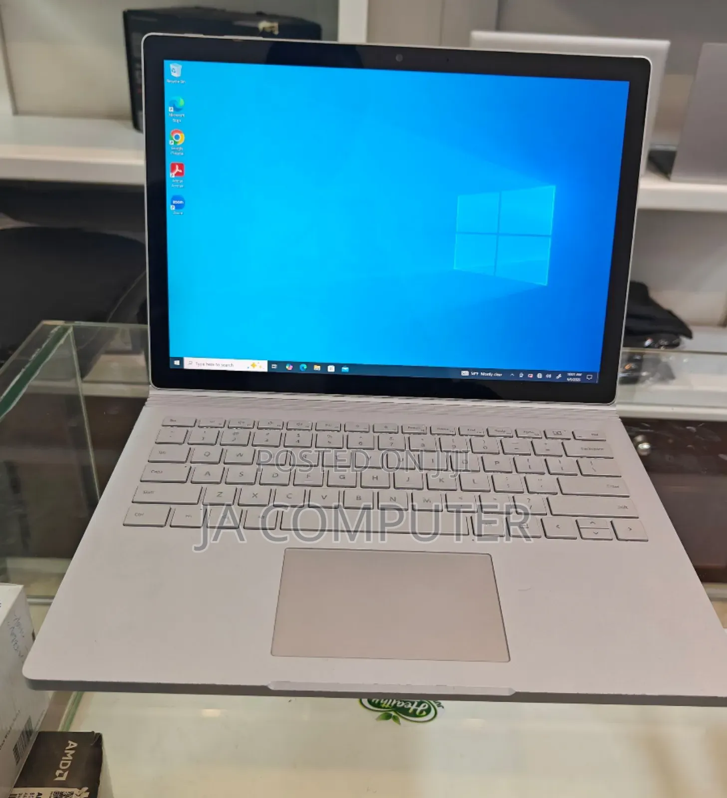 New Laptop Microsoft Surface Book 16GB Intel Core I7 SSD 256GB