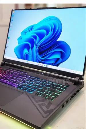 New Laptop Asus ROG Strix G15 16GB Intel Core I7 SSD 1T