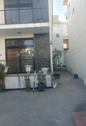 7bdrm House in Ayat, G+1 Luxury, Bole for sale