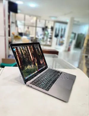 Photo - New Laptop Apple MacBook Air 2020 M1 16GB Apple M1 SSD 256GB