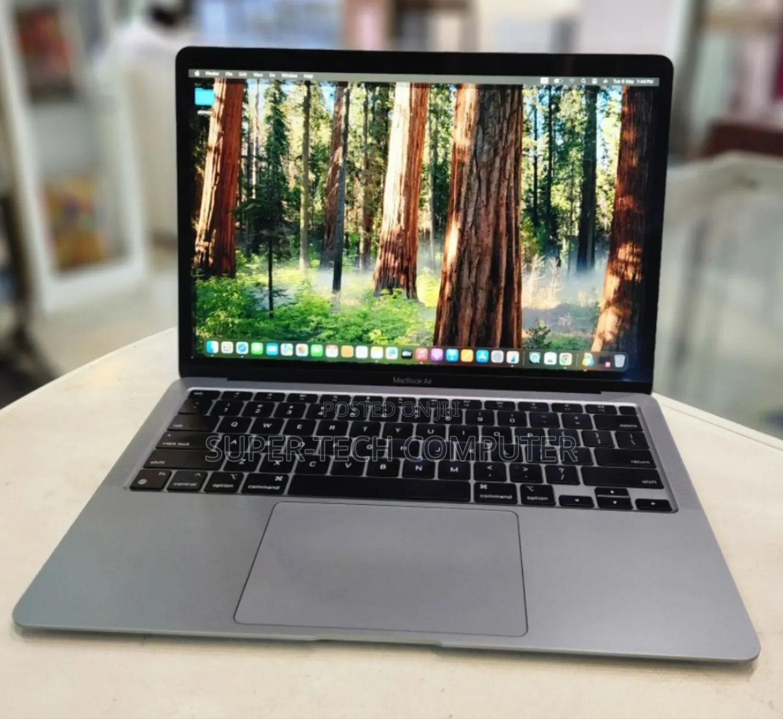 New Laptop Apple MacBook Air 2020 M1 16GB Apple M1 SSD 256GB