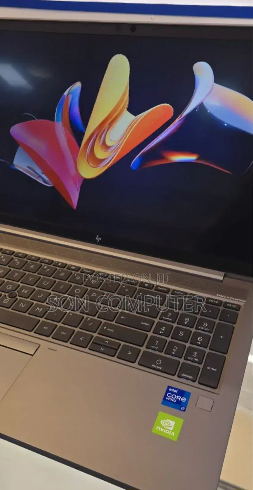 New Laptop HP ZBook Firefly G8 16GB Intel Core I7 SSD 512GB