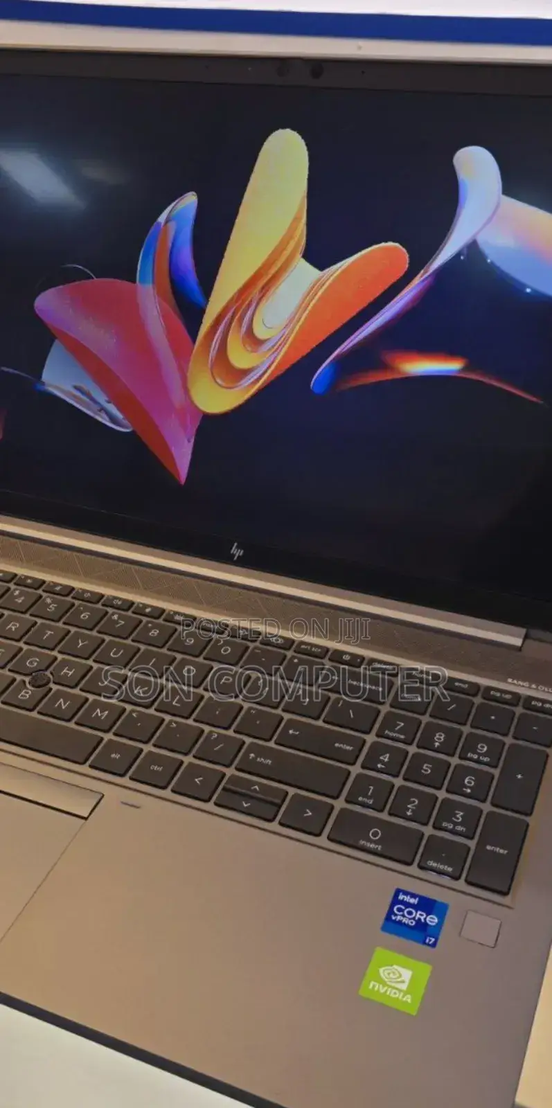 New Laptop HP ZBook Firefly G8 16GB Intel Core I7 SSD 512GB