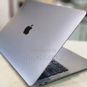 Photo - New Laptop Apple MacBook Air 2020 M1 16GB Apple M1 SSD 256GB