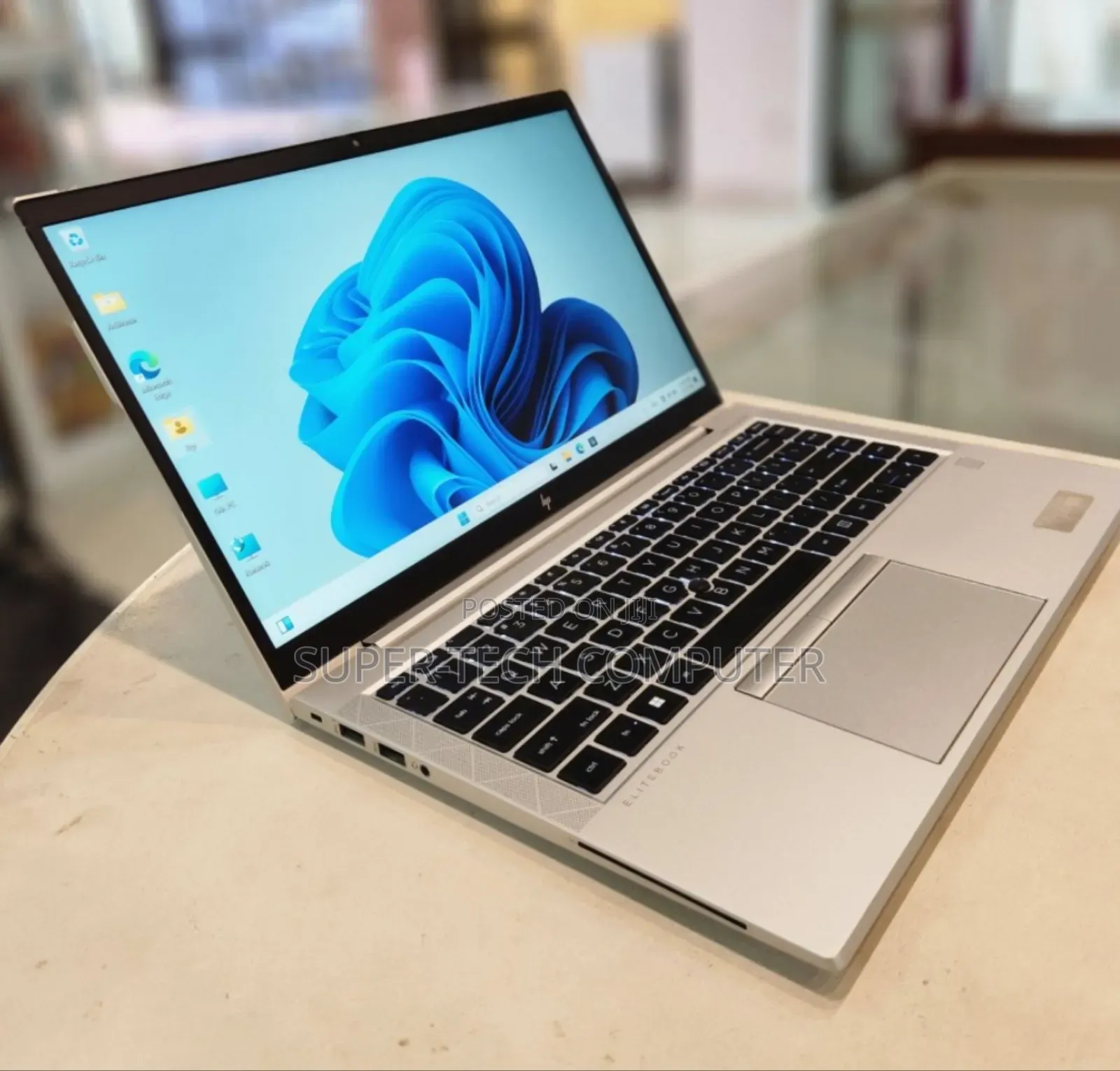 New Laptop HP EliteBook 840 G8 16GB Intel Core I5 SSD 512GB