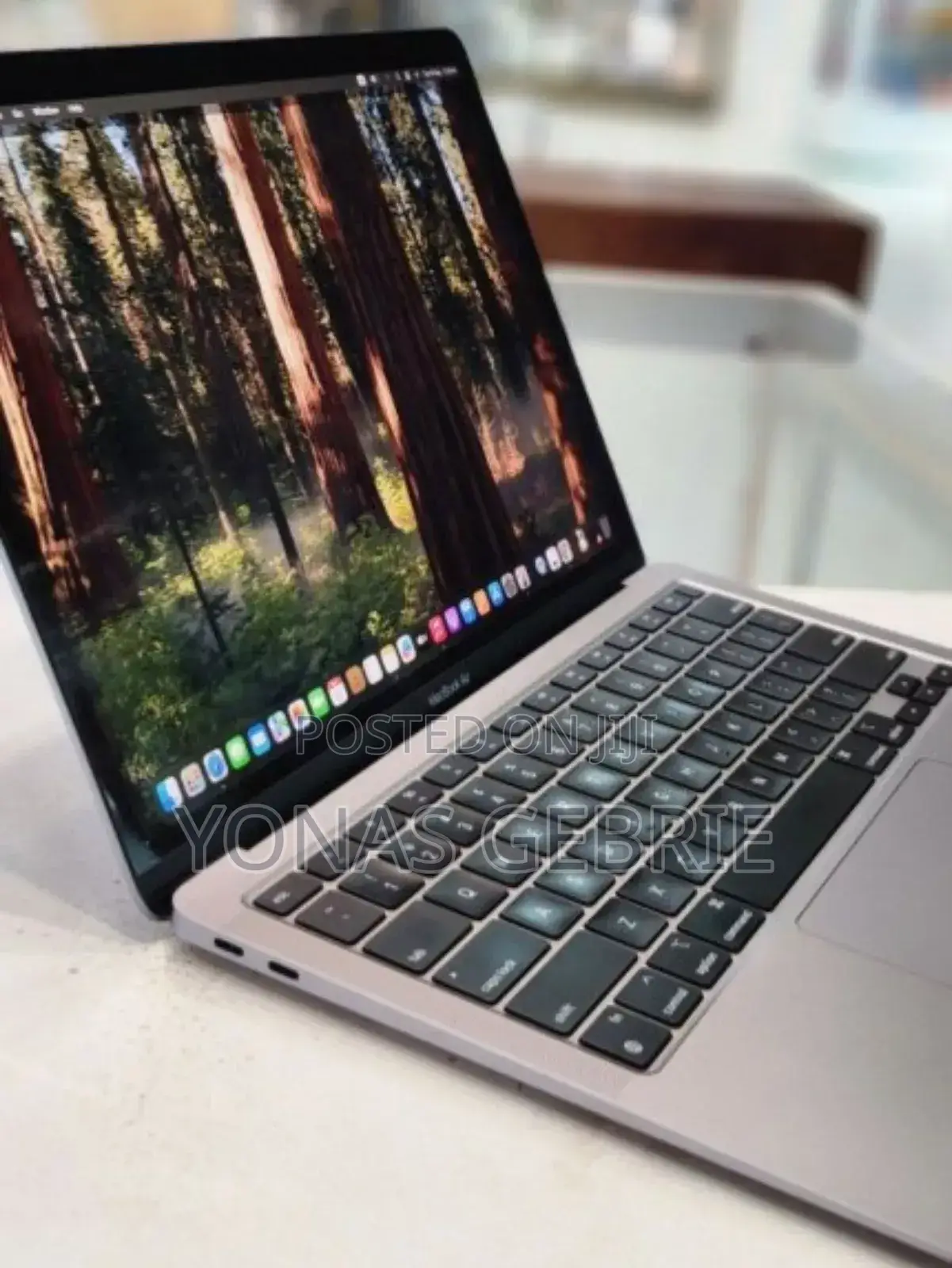 New Laptop Apple MacBook Air 2020 M1 16GB Apple M1 SSD 256GB