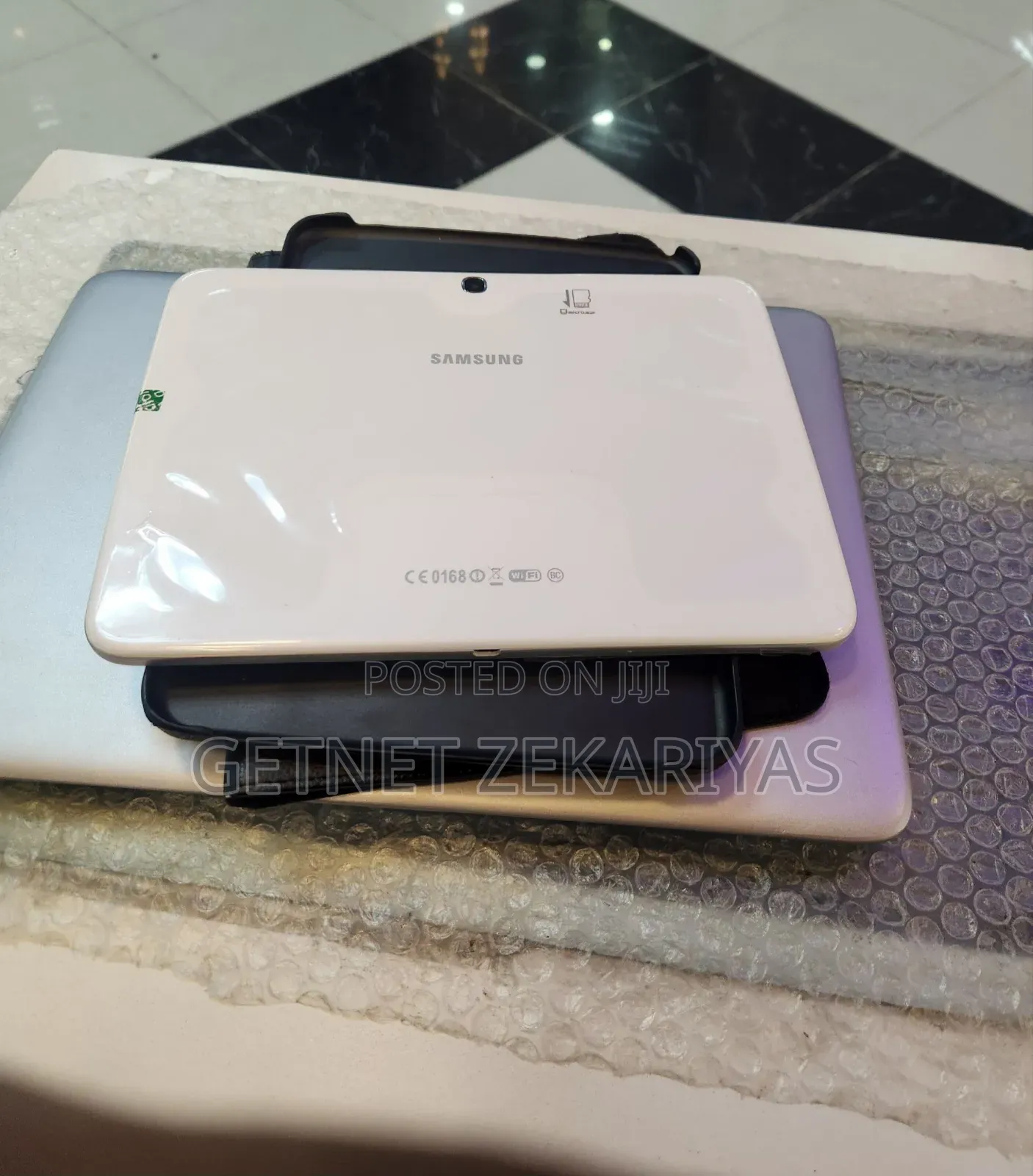 New Samsung Galaxy Tab 3 10.1 P5220 16 GB