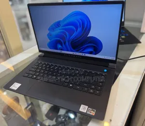 New Laptop Alienware M15 R3 16GB AMD Ryzen 7 SSD 512GB