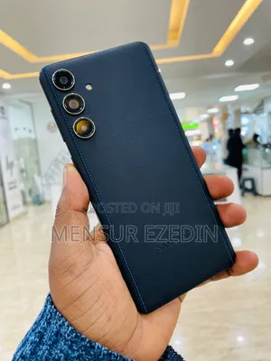 Samsung Galaxy F55 256 GB Black