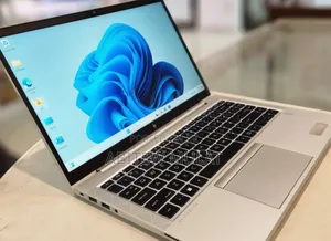 New Laptop HP EliteBook 840 G8 16GB Intel Core I5 SSD 512GB