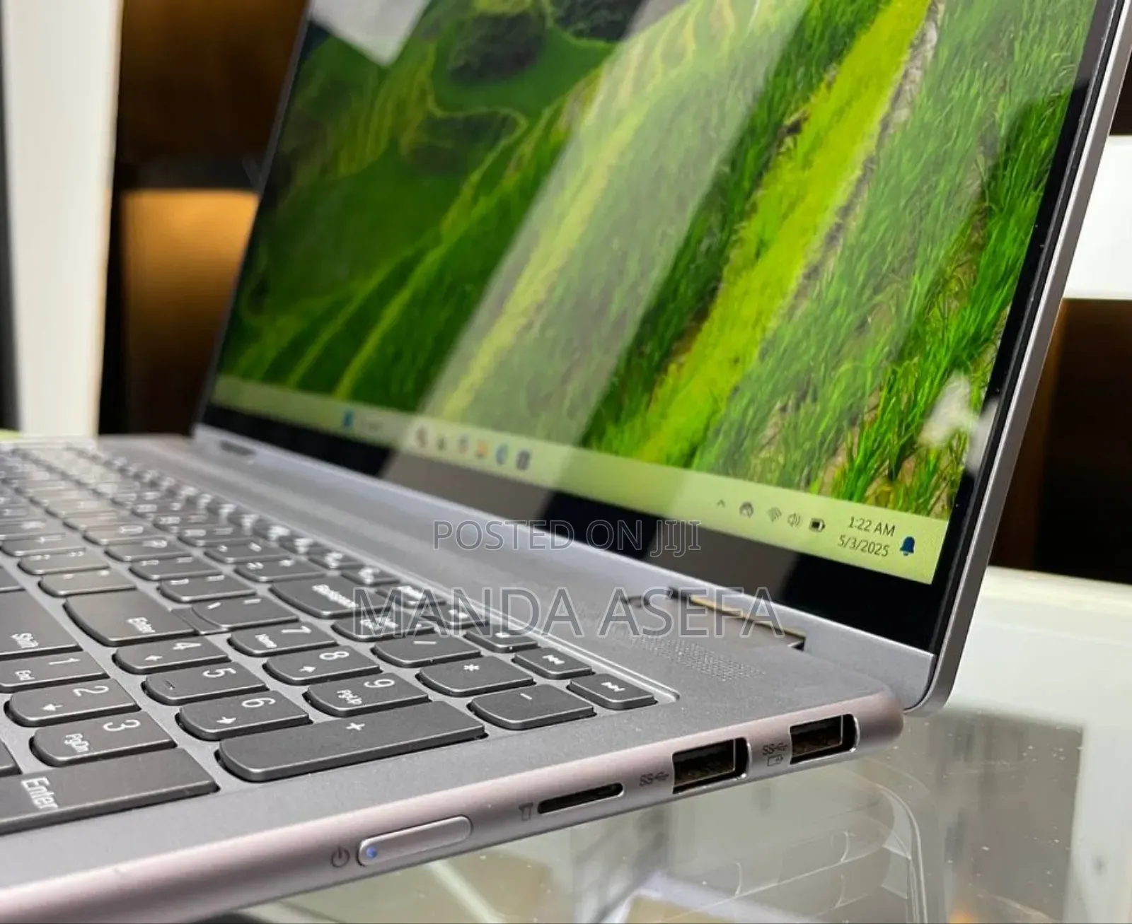 New Laptop Lenovo 8GB AMD Ryzen 5 SSD 512GB