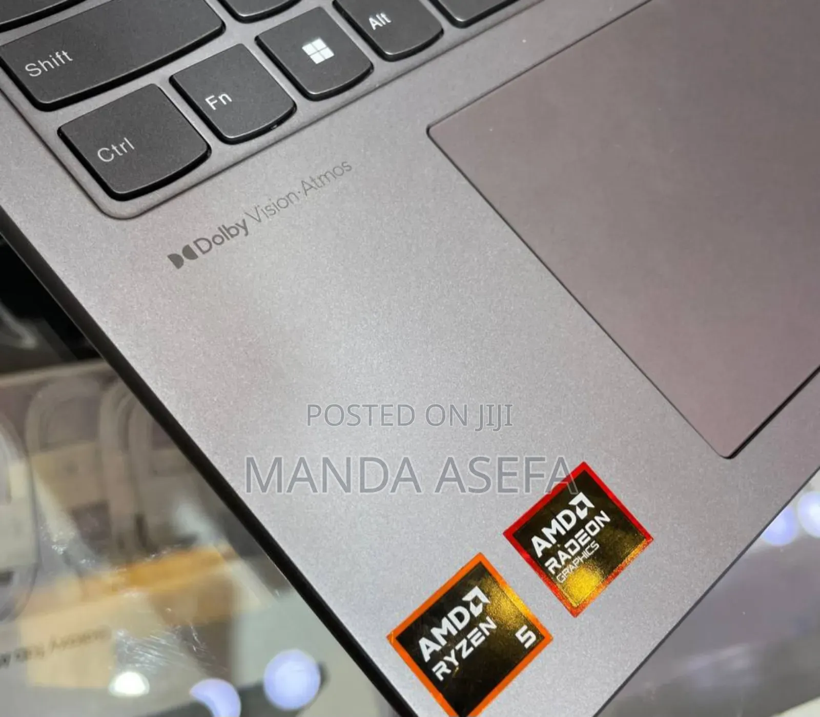 New Laptop Lenovo 8GB AMD Ryzen 5 SSD 512GB