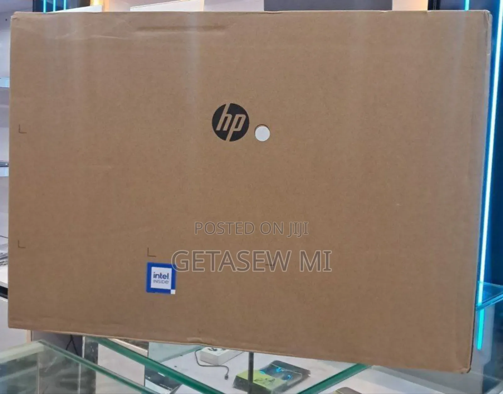 New HP 200 G4 22 All-in-One 8GB Intel Core I7 SSD 512GB