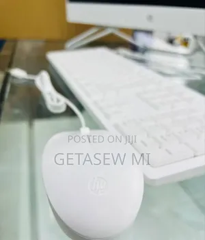 New HP 200 G4 22 All-in-One 8GB Intel Core I7 SSD 512GB