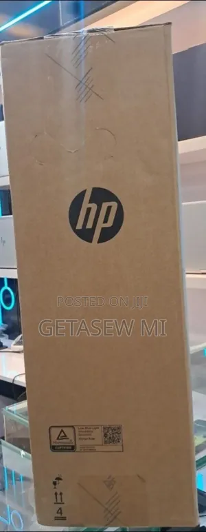 New HP 200 G4 22 All-in-One 8GB Intel Core I7 SSD 512GB