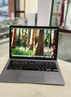 Photo - New Laptop Apple MacBook Air 2020 M1 16GB Apple M1 SSD 256GB