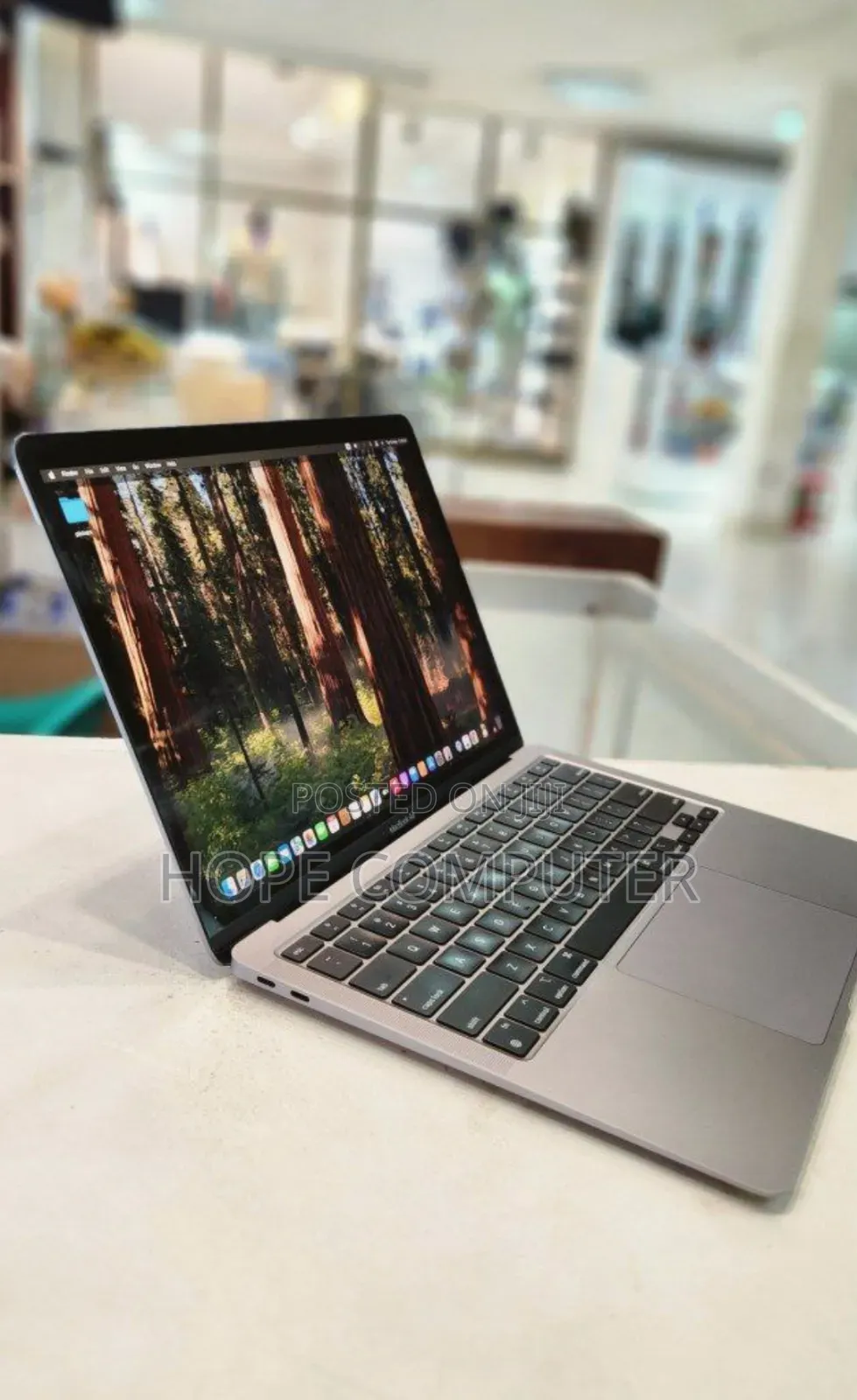 New Laptop Apple MacBook Air 2020 M1 16GB Apple M1 SSD 256GB