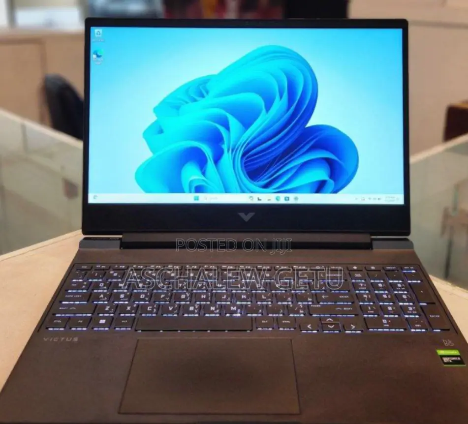 New Laptop HP Victus 15 8GB AMD Ryzen 5 SSD 512GB