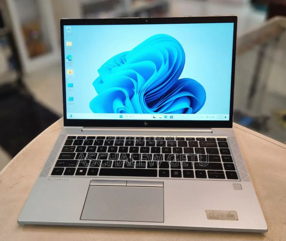New Laptop HP EliteBook 840 G8 16GB Intel Core I5 SSD 512GB