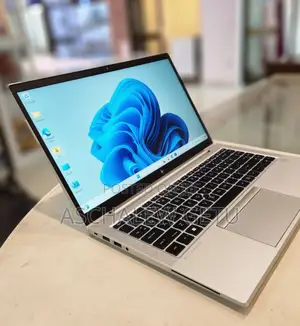 New Laptop HP EliteBook 840 G8 16GB Intel Core I5 SSD 512GB