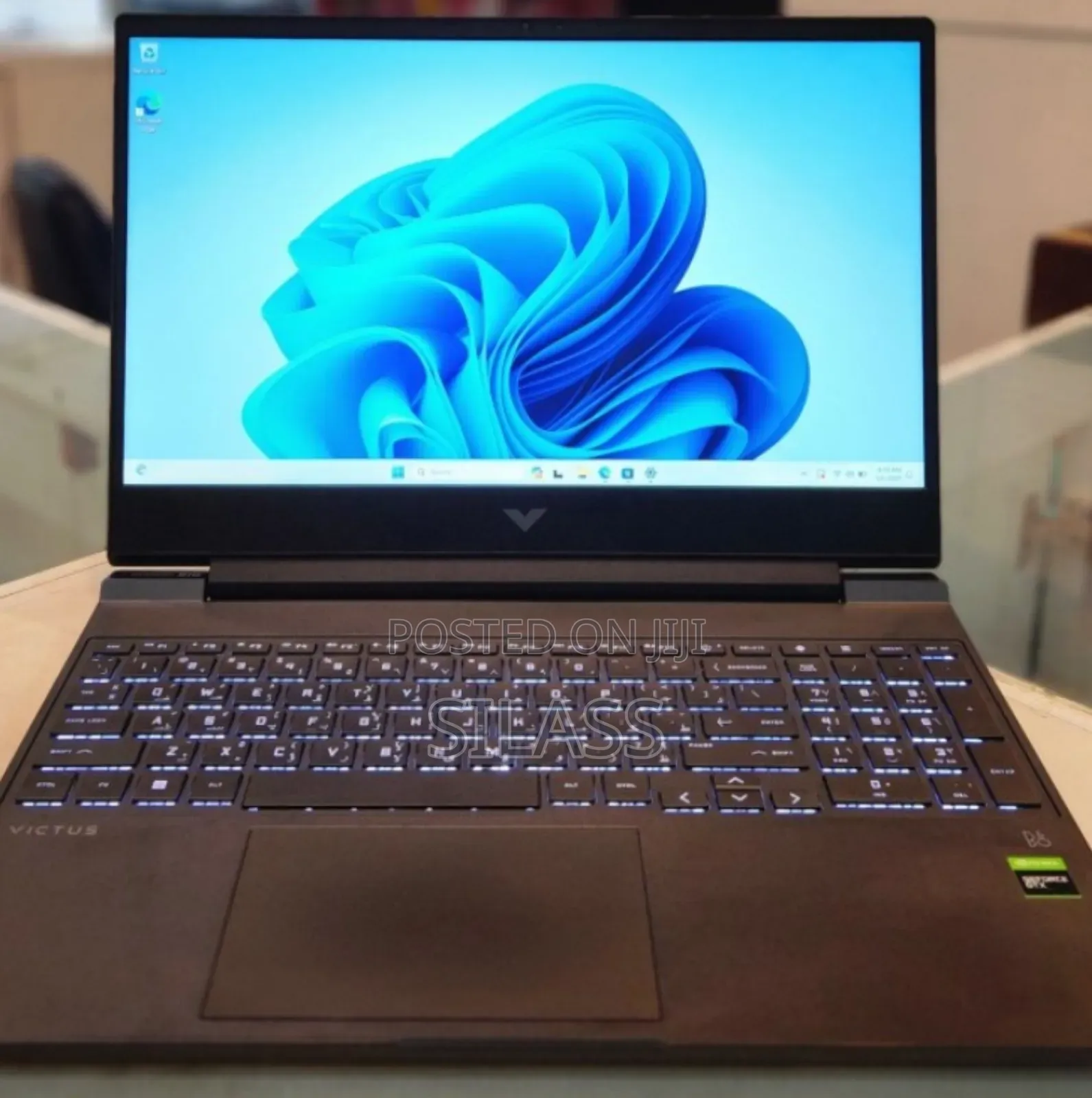 New Laptop HP Victus 15 8GB AMD Ryzen 5 SSD 512GB