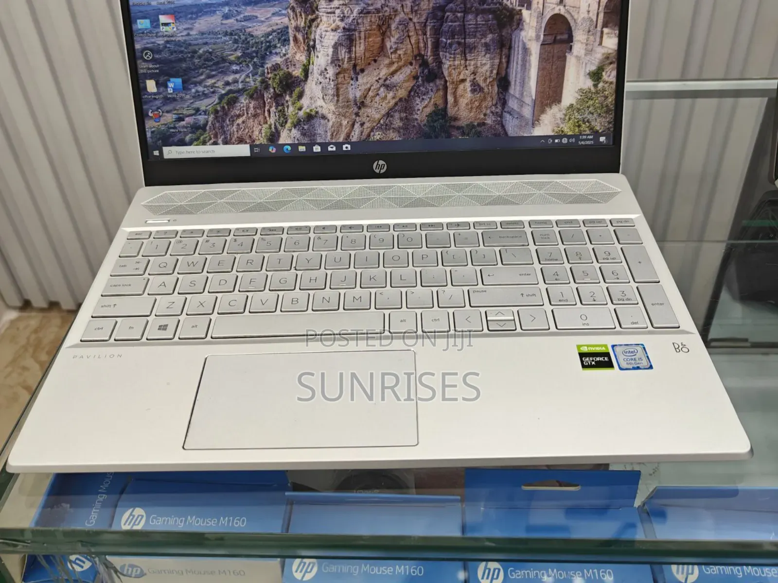 New Laptop HP Pavilion 15 16GB Intel Core I7 SSD 512GB