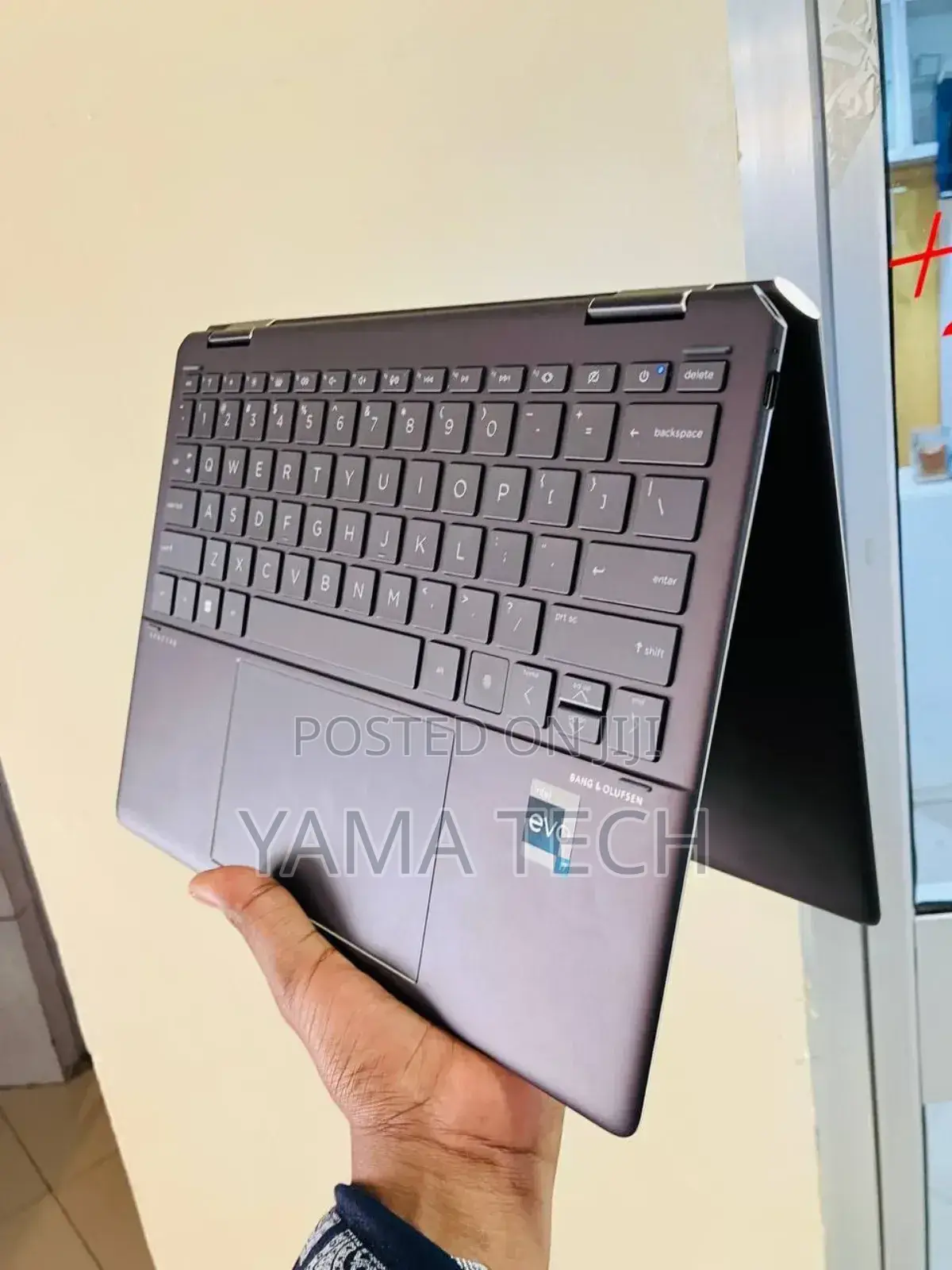 New Laptop HP Spectre 16GB Intel Core I7 SSD 1T