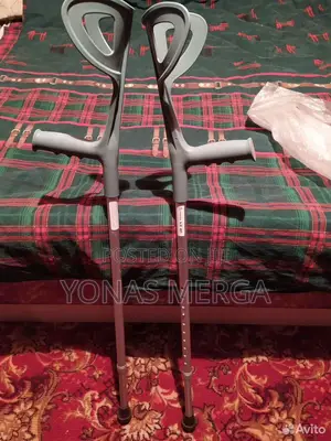 Photo - Crutches፭¤Elbow Crutch Adjustable, Universal Size, 2 Unit