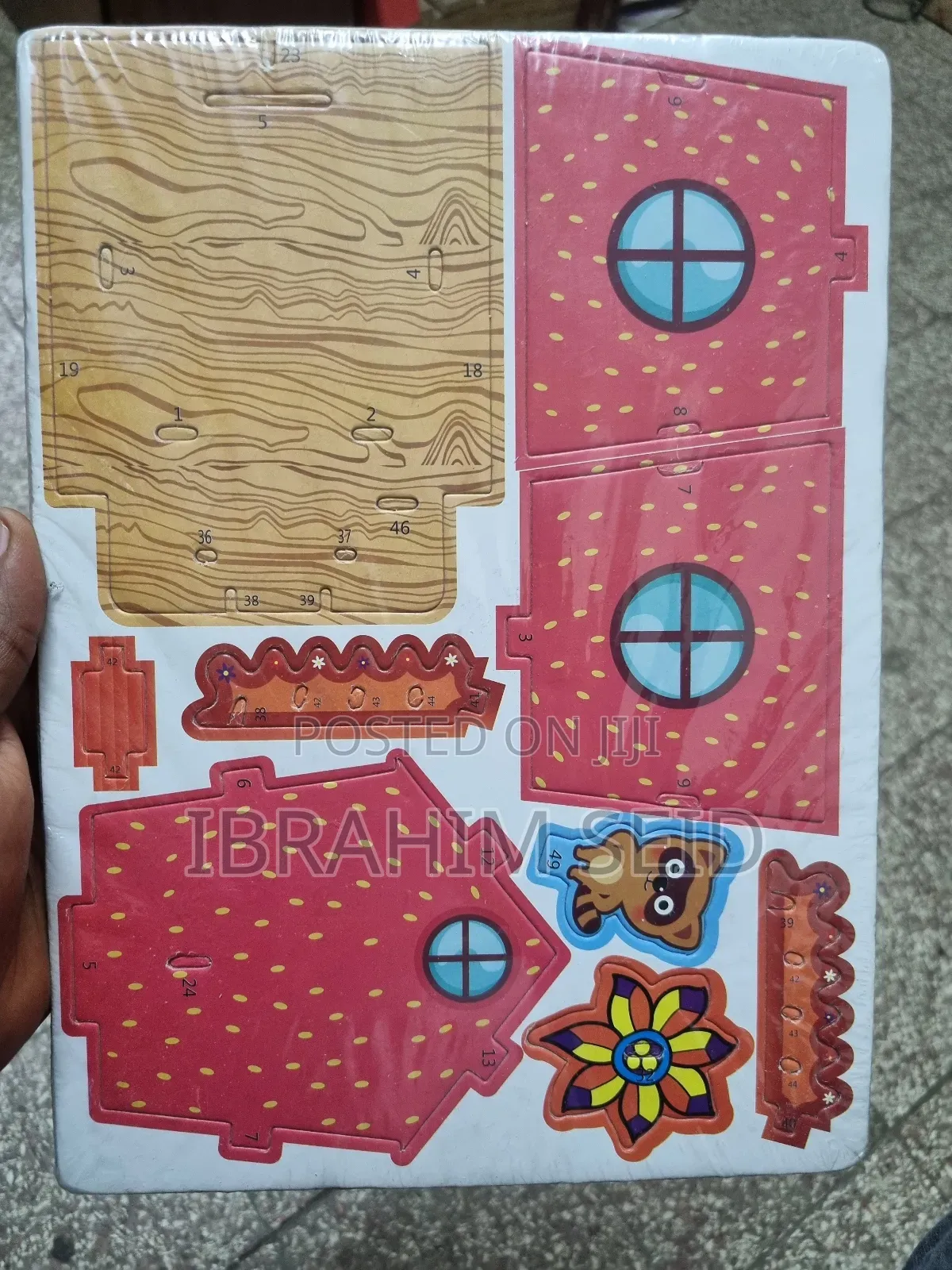 A Single Set of 4 Sheets Including 3d Puzzle