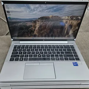 New Laptop HP EliteBook 840 G8 16GB Intel Core I7 SSD 512GB